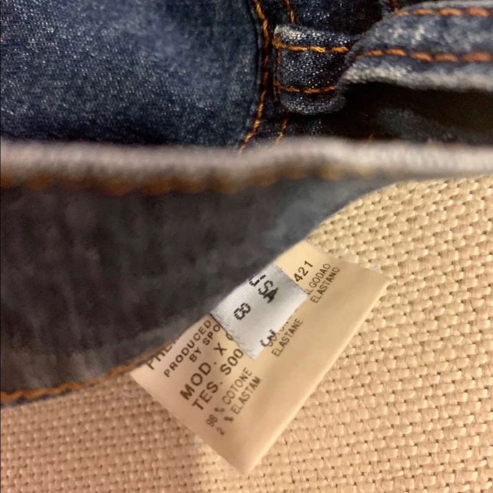 Authentic MOSCHINO Jean shorts RARE - Picture 5 of 5
